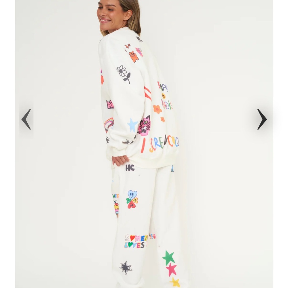 Mayfair x @iscreamcolour Somebody
Loves You Sweatpants